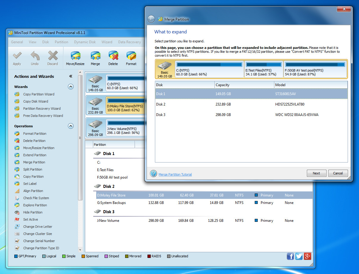 partitioning software עם אשף שכפול דיסק פתוח, ובחירת דיסק מעל מפת המחיצות הראשית